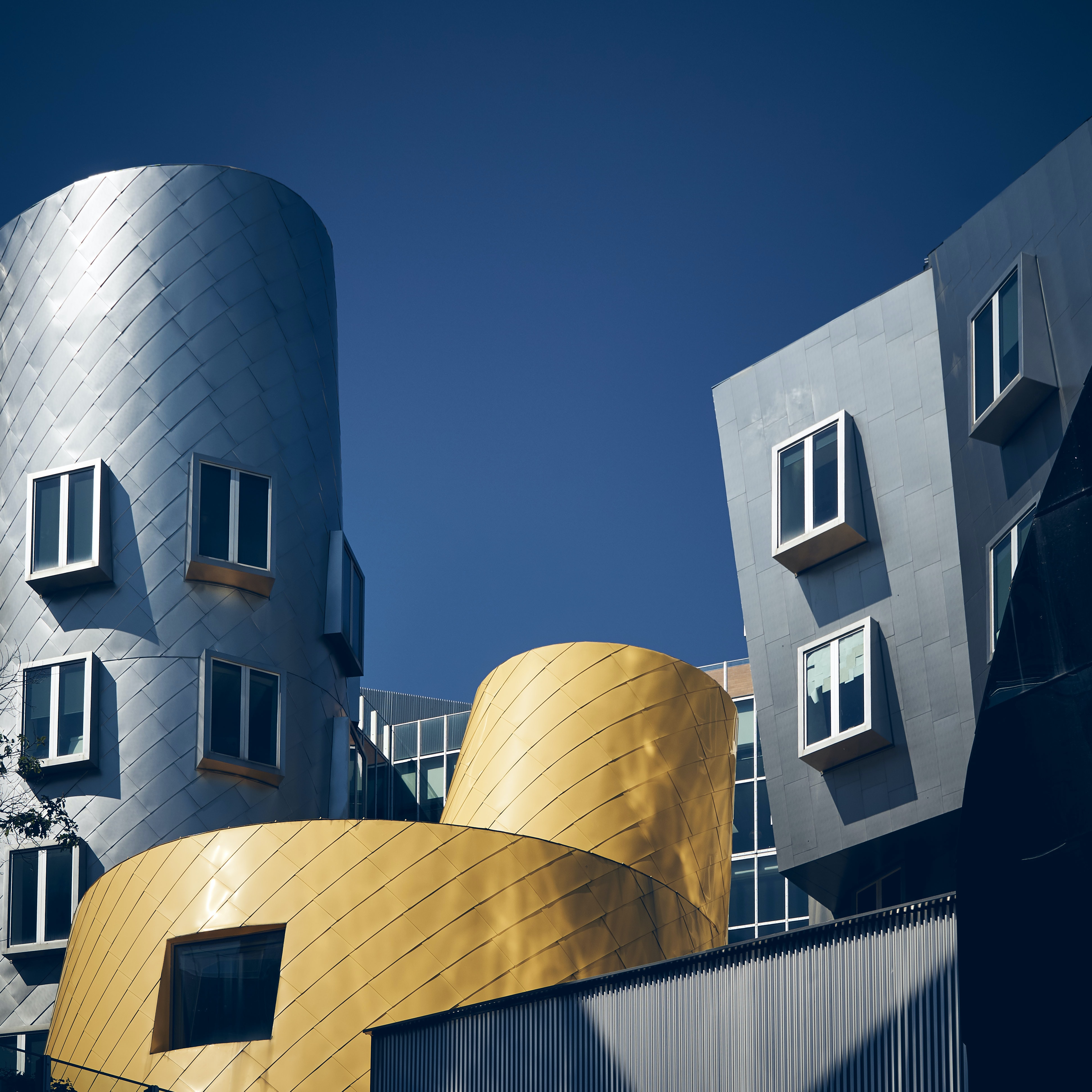 Exterior photo of Stata Center at MIT