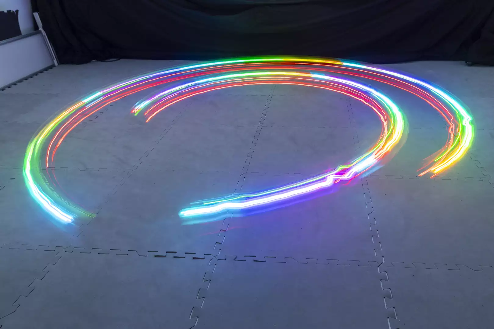 From fish to machines: The natural ‘control law’ of fish was embedded in swarms of robotic cars, drones, and boats (Credit: Christian Ziegler/Max Planck Institute of Animal Behavior).